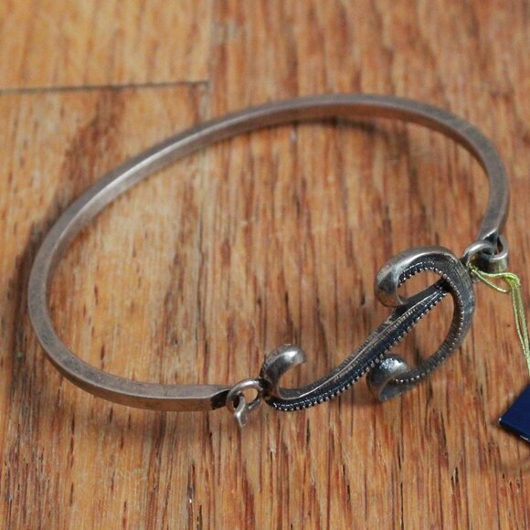 Niquea.D Initial Metal Bracelet - Picture 2 of 6